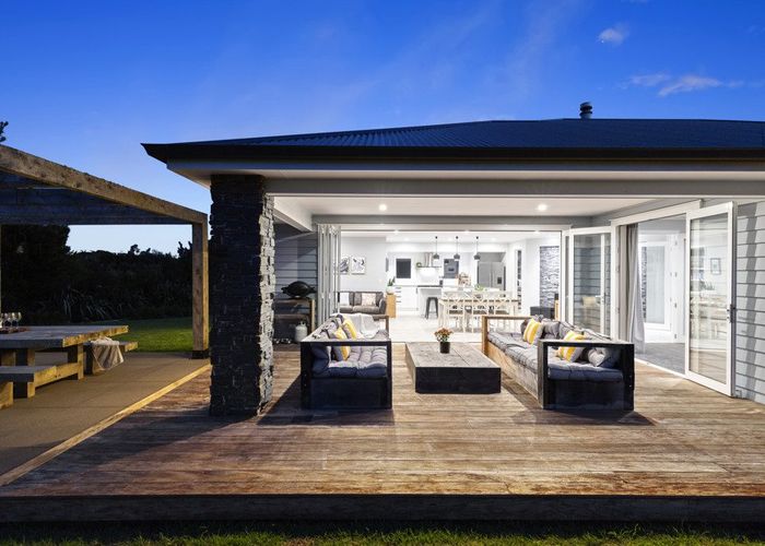  at 1557 Waiuku Road, Waiuku, Franklin, Auckland