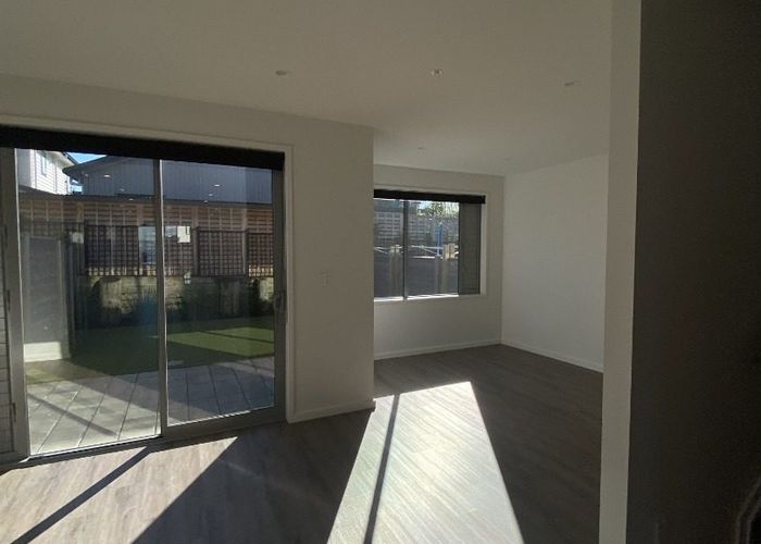  at 5 Gunn Way, Hobsonville, Waitakere City, Auckland