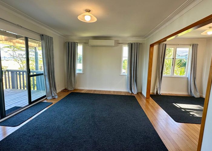  at 9 Waiana Ave, Mangere Bridge, Manukau City, Auckland