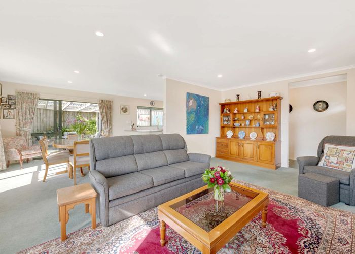  at 1/17 Limerick Place, Dannemora, Auckland