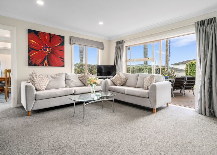  at 3 Chelmsley Avenue, Henderson, Auckland