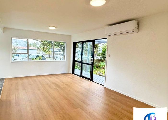  at 17 Bluewater Place, Wattle Downs, Manukau City, Auckland