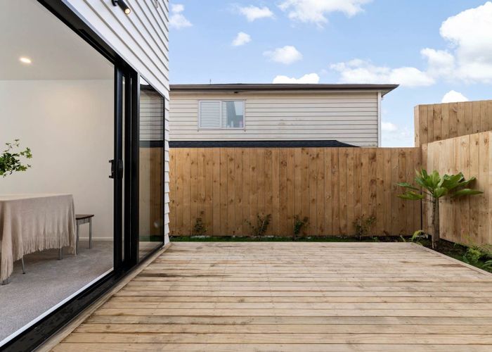  at 6,12/36 Hetherington Road, Ranui, Waitakere City, Auckland