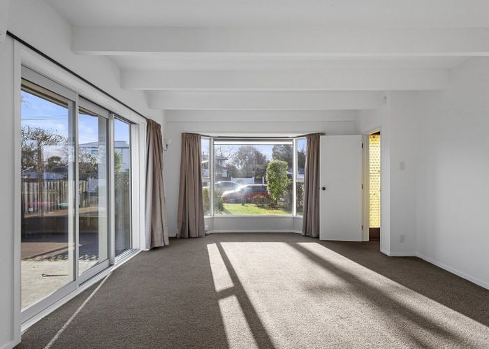  at 140 Matsons Avenue, Papanui, Christchurch City, Canterbury