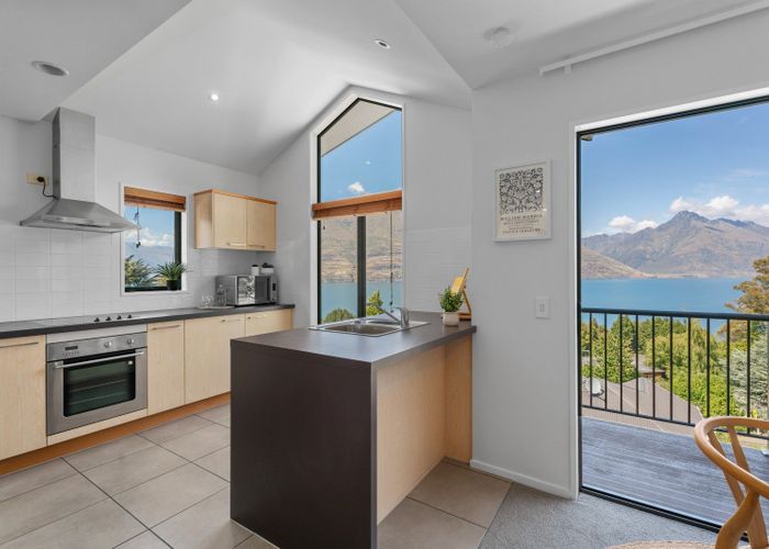  at 6/8 McKerrow Place, Sunshine Bay, Queenstown