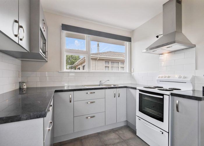  at 237 Bower Avenue, North New Brighton, Christchurch City, Canterbury