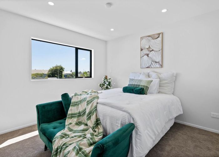  at 8/43 Marr Road, Manurewa, Manukau City, Auckland