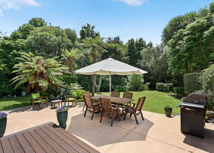  at 41 Huntington Drive, Huntington, Hamilton