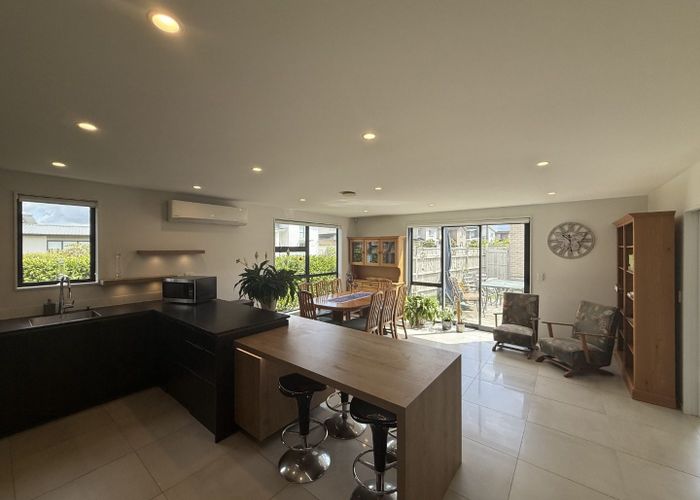  at 8 Orford Lane, Takanini, Papakura, Auckland