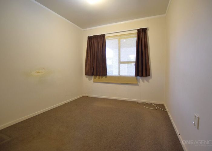  at 63 Kirby Street, Glendene, Waitakere City, Auckland