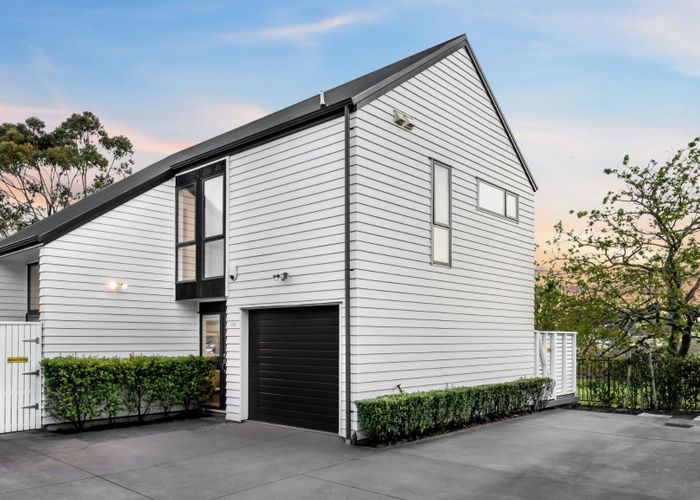  at 31D Eastview Road, Glen Innes, Auckland