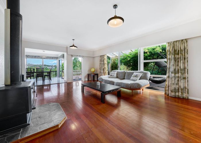  at 8 Tropicana Drive, Mount Roskill, Auckland City, Auckland