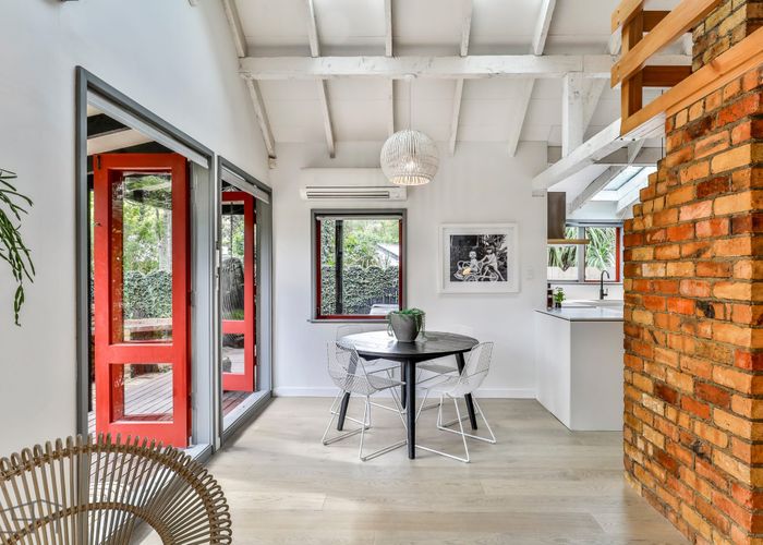  at 24 Hollywood Avenue, Titirangi, Auckland