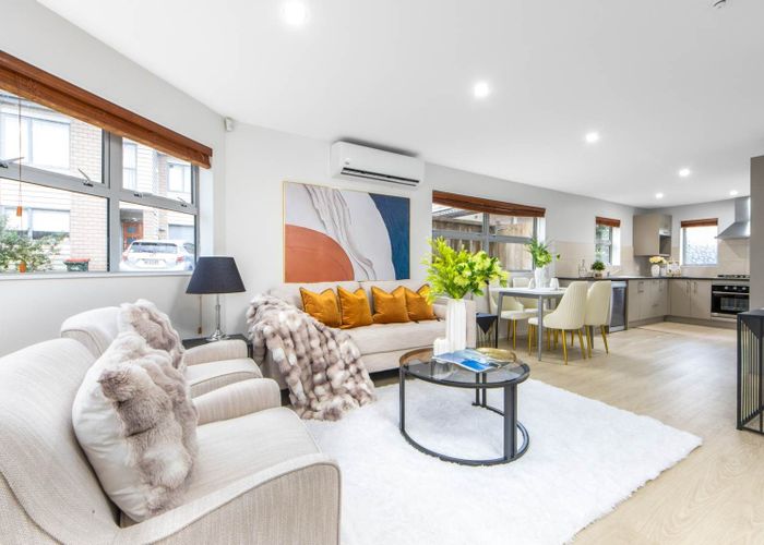  at 7 Bushpark Place, Flat Bush, Manukau City, Auckland