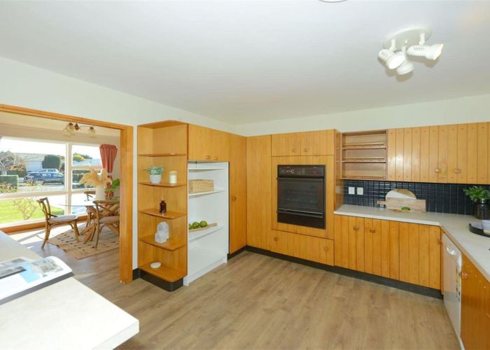  at 52  Glenharrow Avenue, Avonhead, Christchurch City, Canterbury