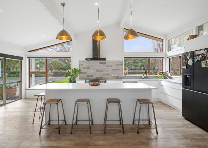  at 565 Upper Plain Road, Upper Plain