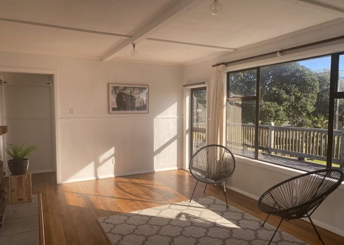  at 22 Mahoe Street, Otaki Beach, Kapiti Coast, Wellington