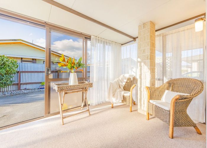  at 2/6 King Street, Taradale, Napier, Hawke's Bay