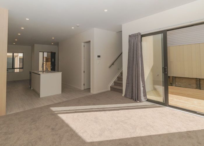  at 16/116 Colwill Road, Massey, Waitakere City, Auckland