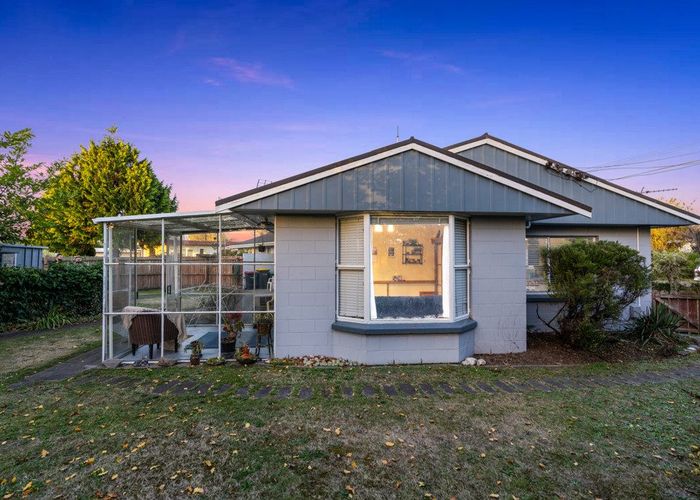  at 359 Linwood Avenue, Bromley, Christchurch