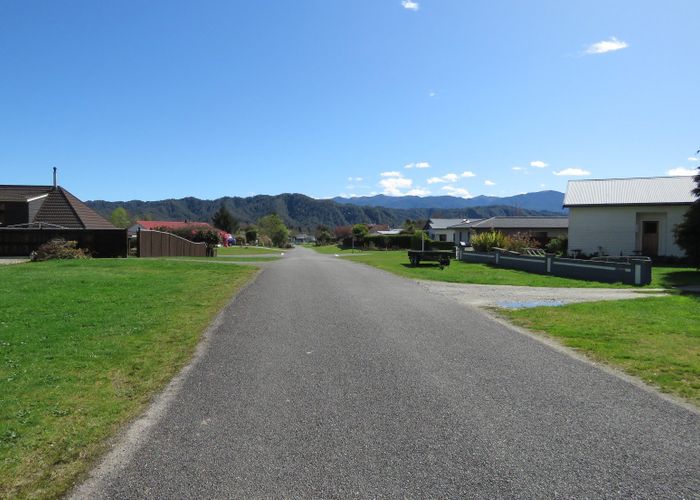  at 16/22 Coal Street, Reefton