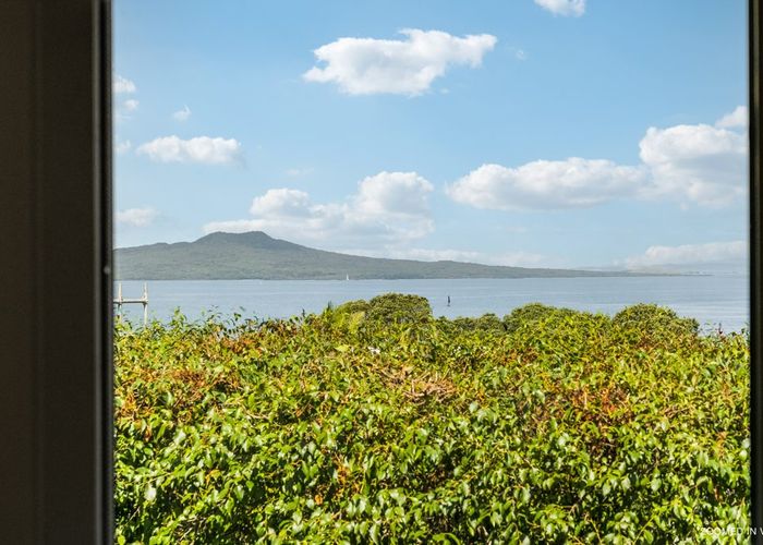  at 1/29A Seaview Road, Castor Bay, North Shore City, Auckland