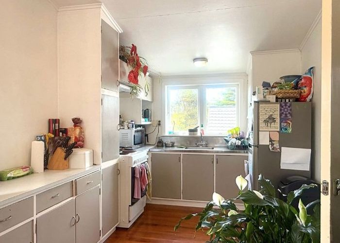 at 41 Aeroview Drive, Beach Haven, North Shore City, Auckland