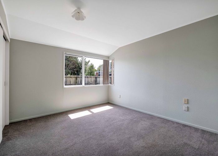  at 120 Cumberland Street, Welbourn, New Plymouth, Taranaki