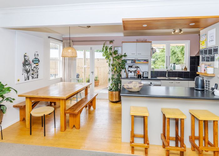  at 40 Southsea Crescent, Silverdale, Hamilton