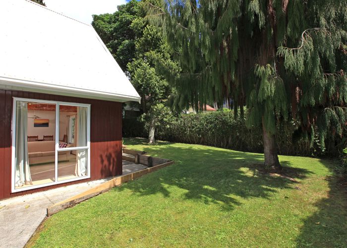  at 2/116 Paihia Road, Onehunga, Auckland