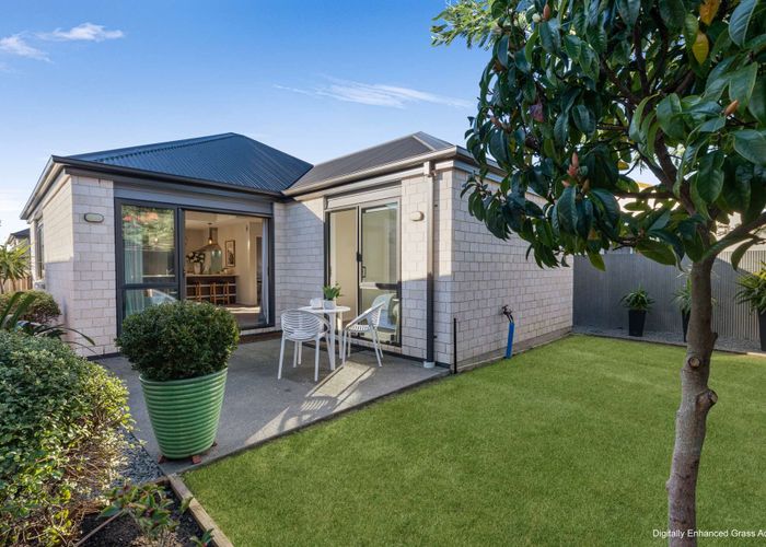  at 2/14 Cotswold Avenue, Bishopdale, Christchurch City, Canterbury