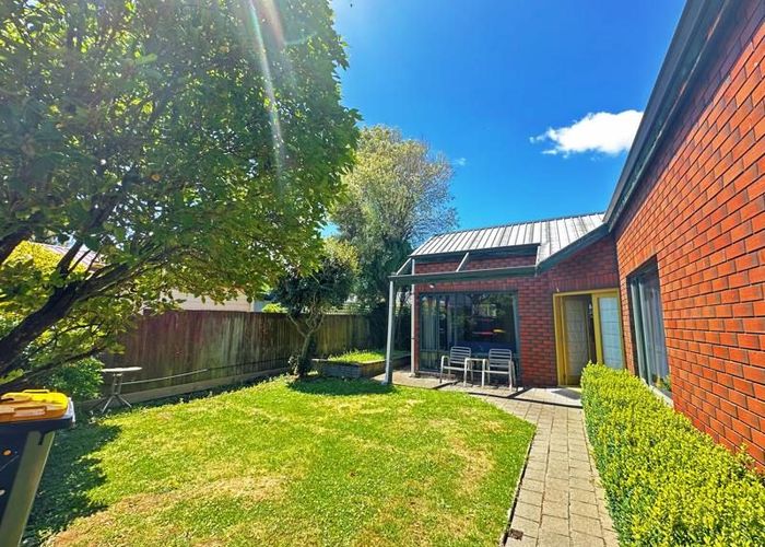  at 40b Yardley St, Avonhead, Christchurch City, Canterbury
