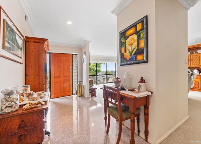  at 7 Tetbury Place, Henderson, Auckland