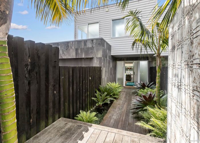  at 43 Regina Street, Westmere, Auckland