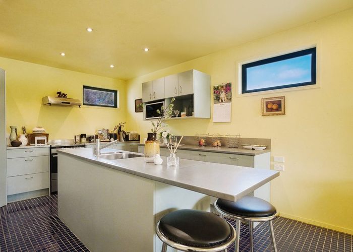  at 5 Roseneath Place, Birkdale, Auckland