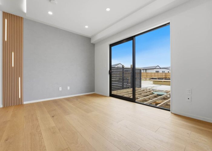  at Unit 3/93 Otuwairoa Esplanade, Papakura, Papakura, Auckland