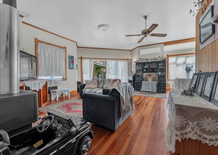  at 65 Beach Road, Pahurehure, Papakura, Auckland