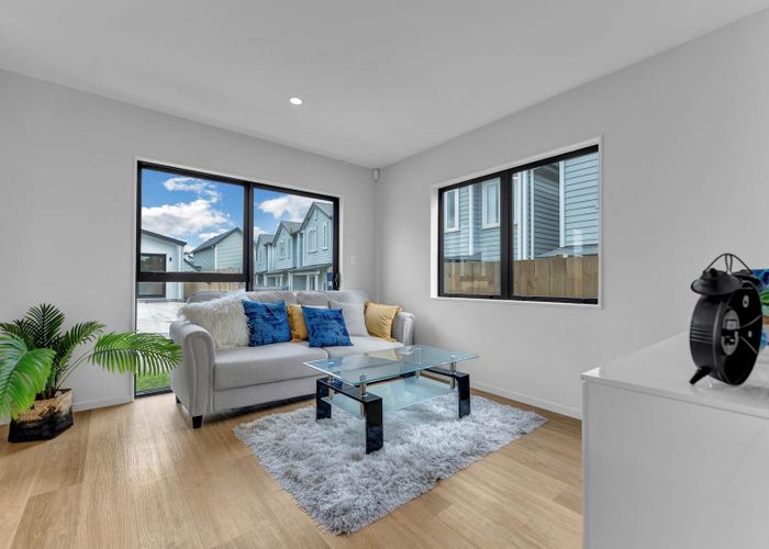  at 2 Military Lane, Papakura, Papakura, Auckland