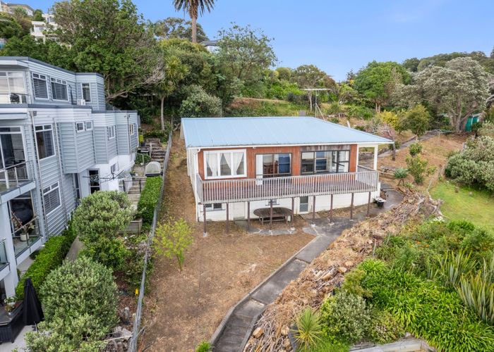  at 2 Carlton Crescent, Maraetai, Auckland