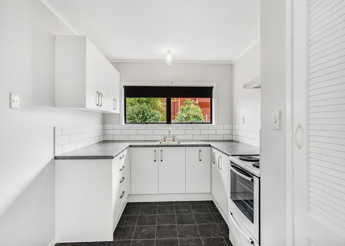  at 7a Knighton Rd, Hillcrest, Hamilton, Waikato