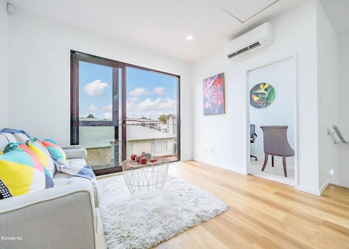  at 1b Edwards Avenue, Henderson, Waitakere City, Auckland