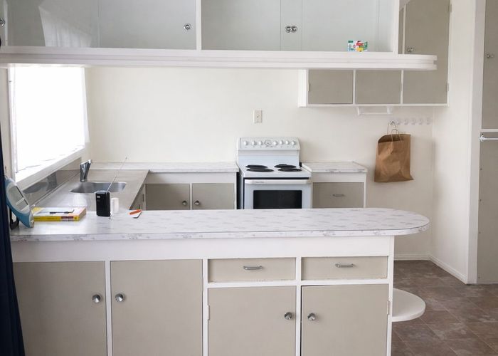  at 2/33 Wilmay Avenue, Papatoetoe, Manukau City, Auckland