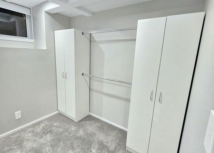  at 27A Seon Place, Birkdale, North Shore City, Auckland