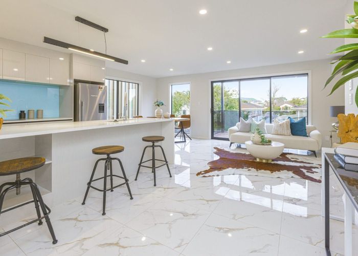  at 10/14 Tomuri Place, Mount Wellington, Auckland City, Auckland