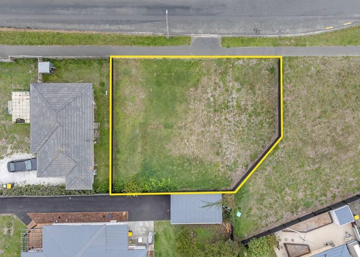  at 77 Effingham Street, North New Brighton, Christchurch City, Canterbury