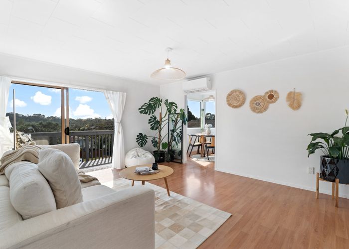  at 2/1 Cantina Avenue, Bayview, Auckland