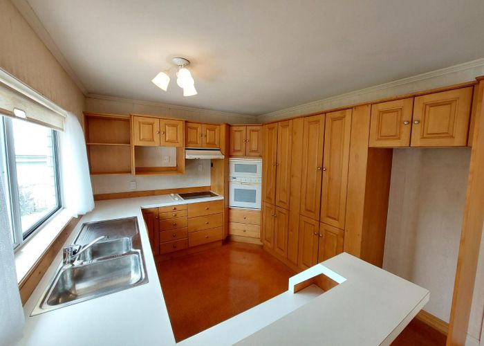  at 21 Oakpark Place, West Harbour, Waitakere City, Auckland