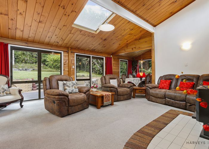  at 63 Bush Road, Waiatarua, Auckland
