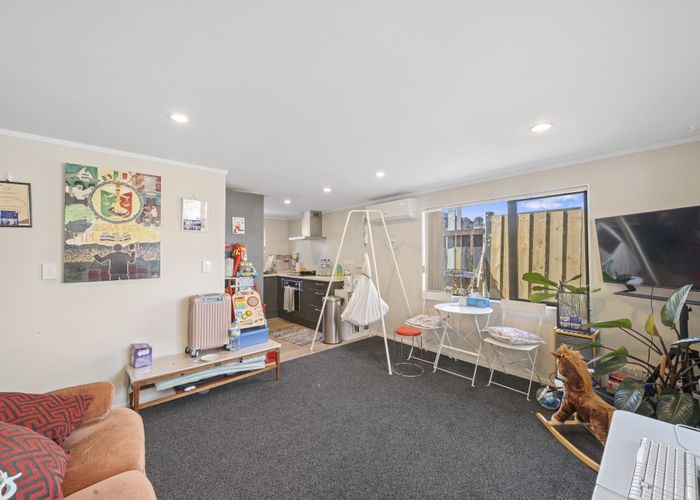  at 18 Volante Avenue, Wattle Downs, Manukau City, Auckland