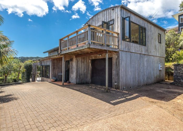  at 19 Bella Vista Road, Omiha, Waiheke Island